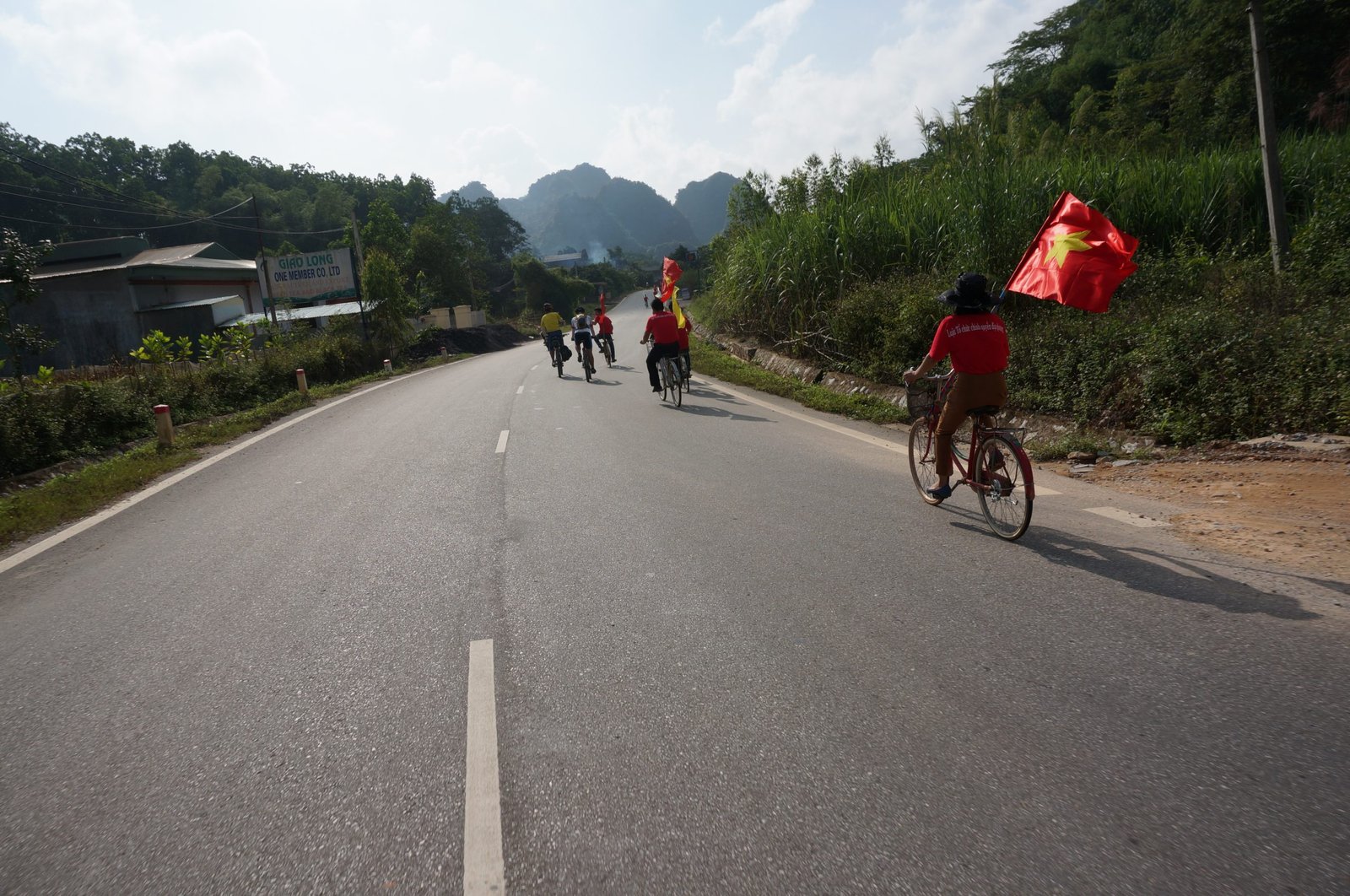 7-Day Hoang Su Phi Bike Trip: Terraced Rice Fields & Ethnic Village Immersion